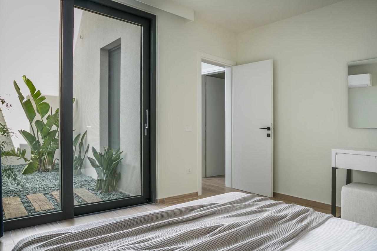 Oikos Boutique Residences Plateies Exterior foto
